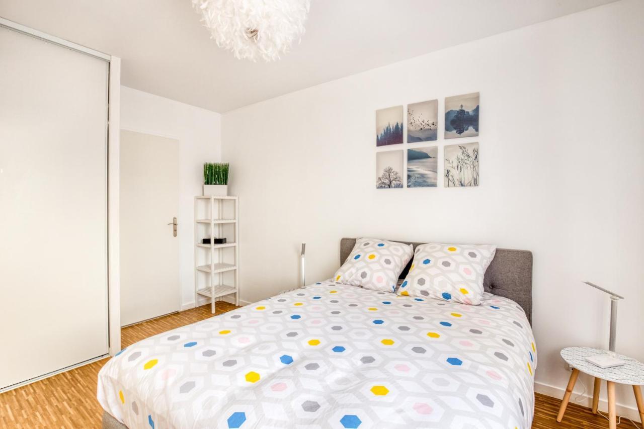 J-Mo Home - Chessy - Magnifique Vue Sur Le Chateau 외부 사진