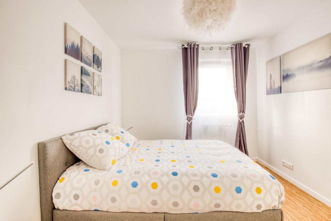 J-Mo Home - Chessy - Magnifique Vue Sur Le Chateau 외부 사진