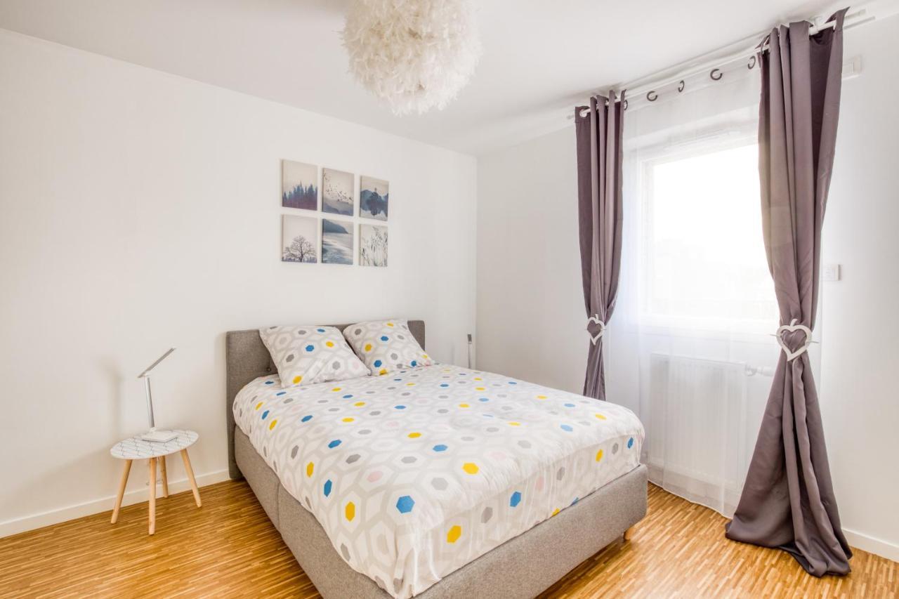J-Mo Home - Chessy - Magnifique Vue Sur Le Chateau 외부 사진